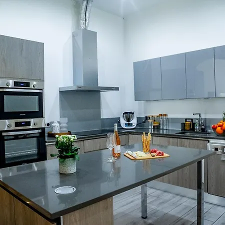 New! - Tamara, Hypercentre, Cosy, Wifi, Clim - Ajaccio Apartamento